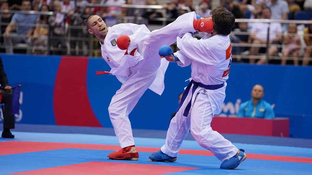 Competicion de kumite karate deportivo